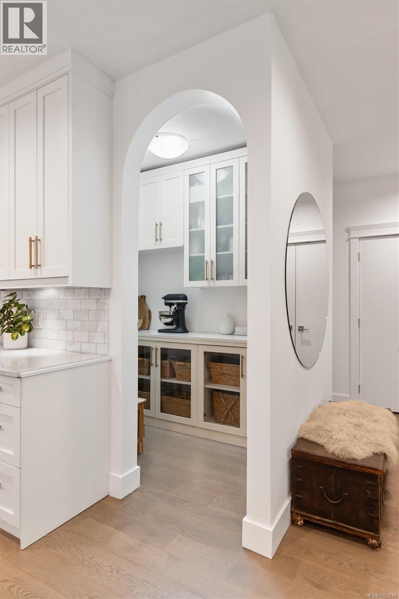  2168 Champions Way, Langford