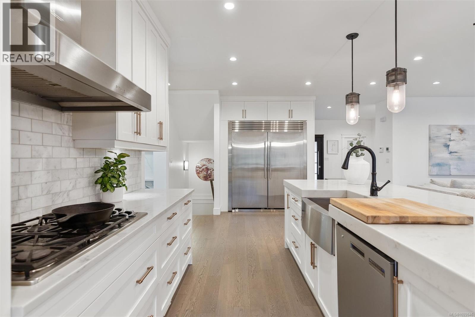  2168 Champions Way, Langford