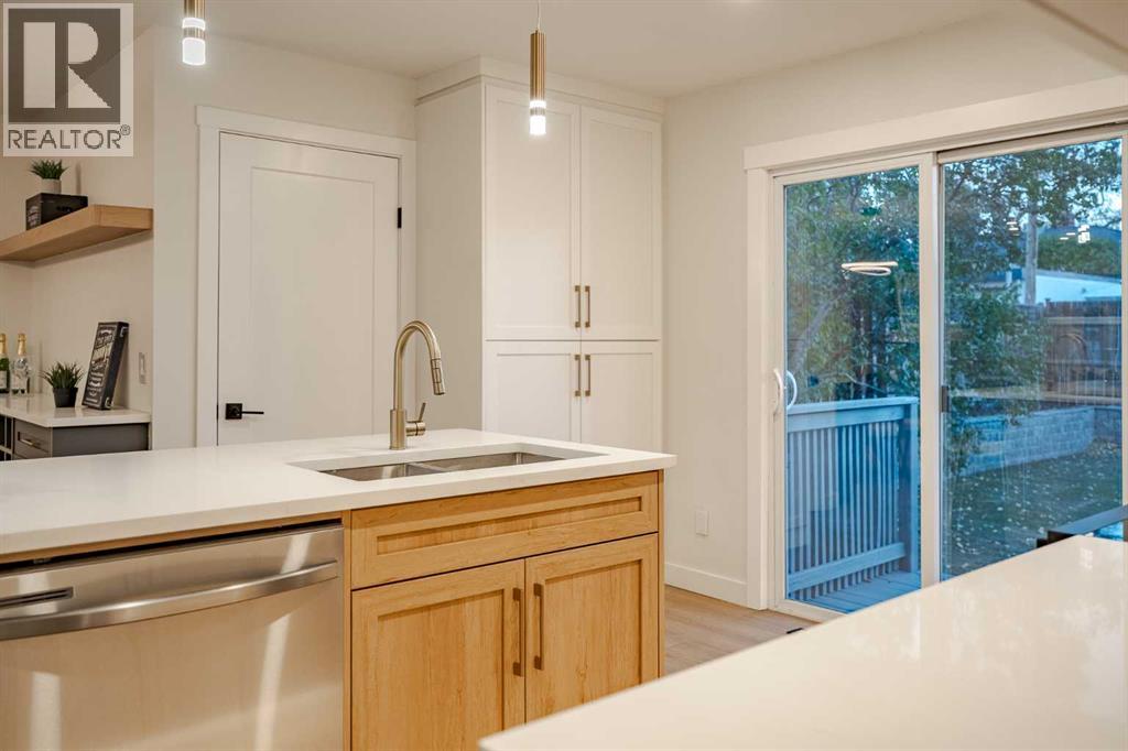 Single Family House Bungalow for Sale in  Hunterston Place NW Huntington Hills Calgary 