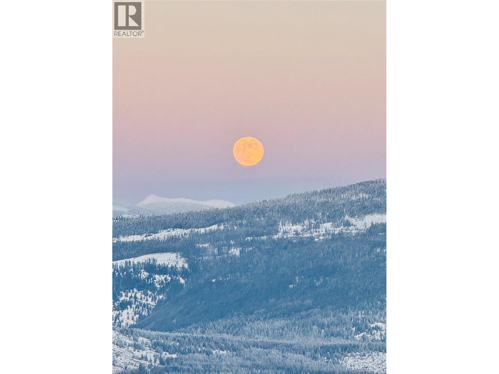 322 Larch Terrace, Rossland