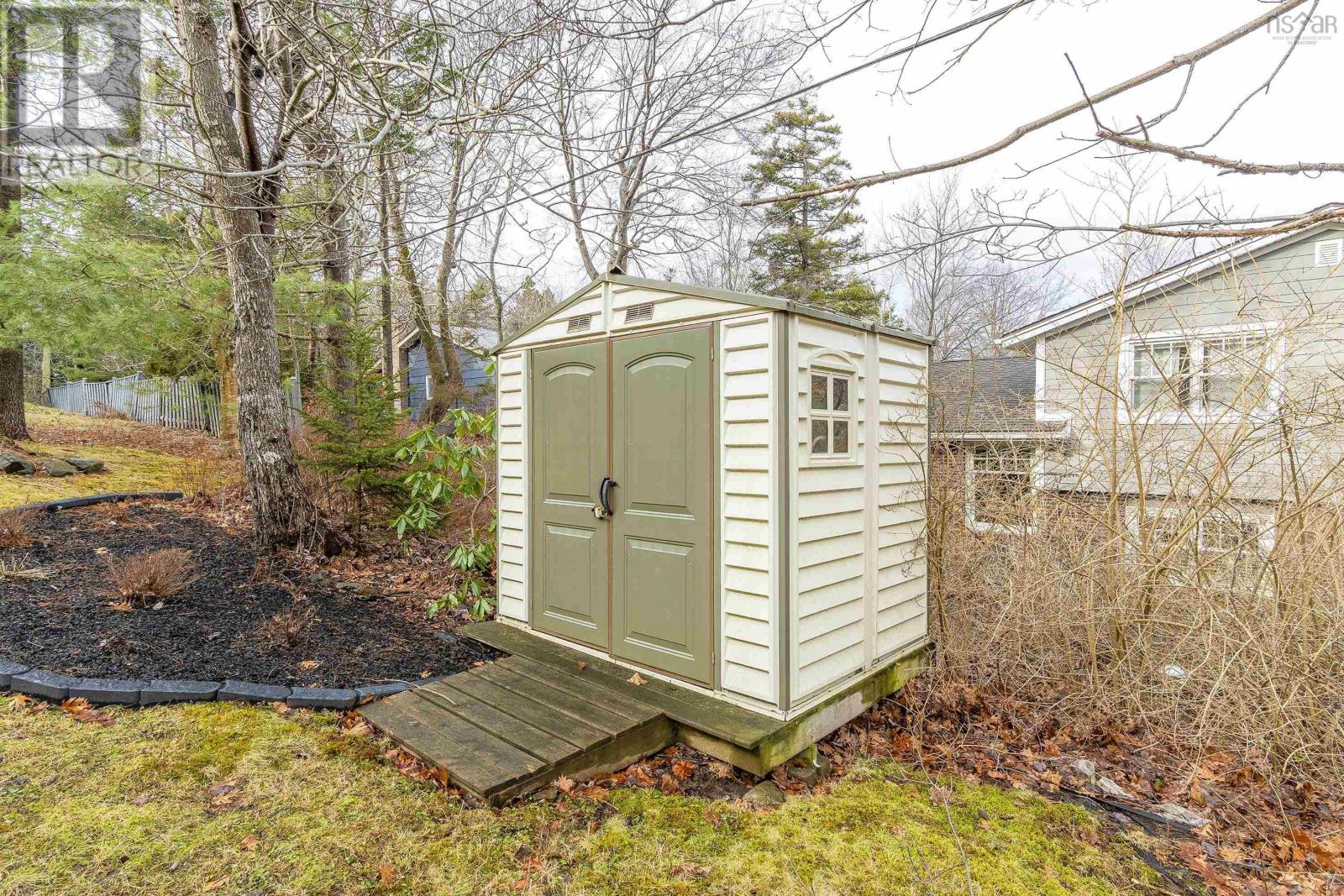 Property 39 of 51 of 91 Hazelholme Drive