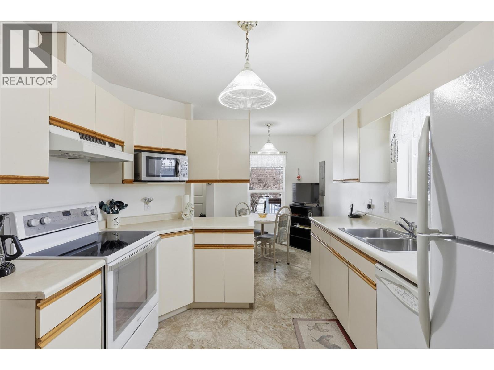 1544 CANFORD AVENUE - 13