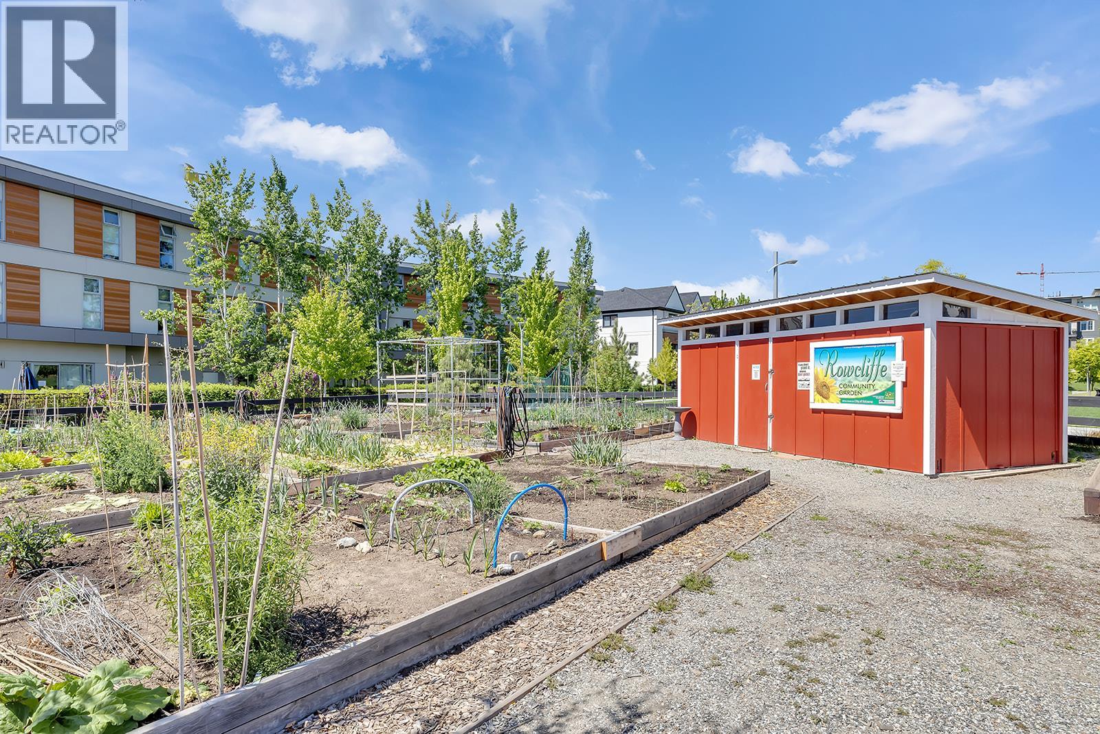 203 625 Rowcliffe Avenue, Kelowna