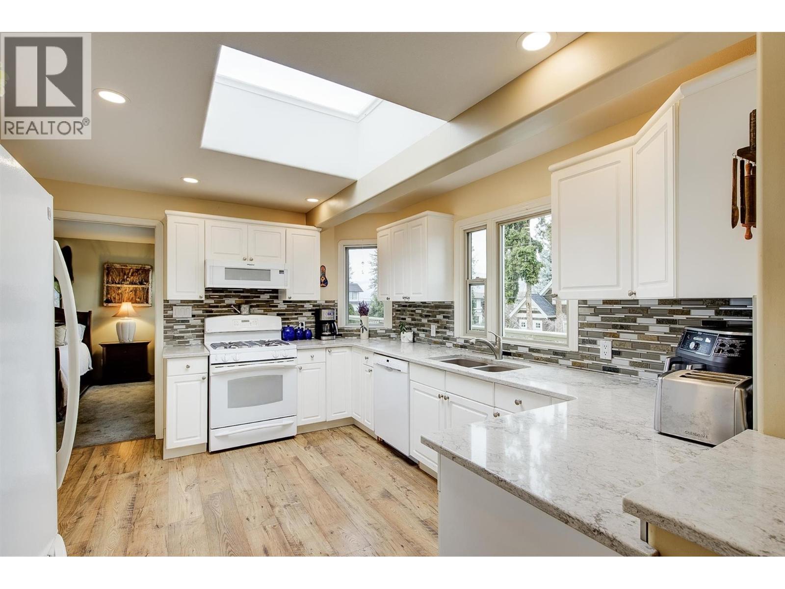  391 Braeloch Road, Kelowna