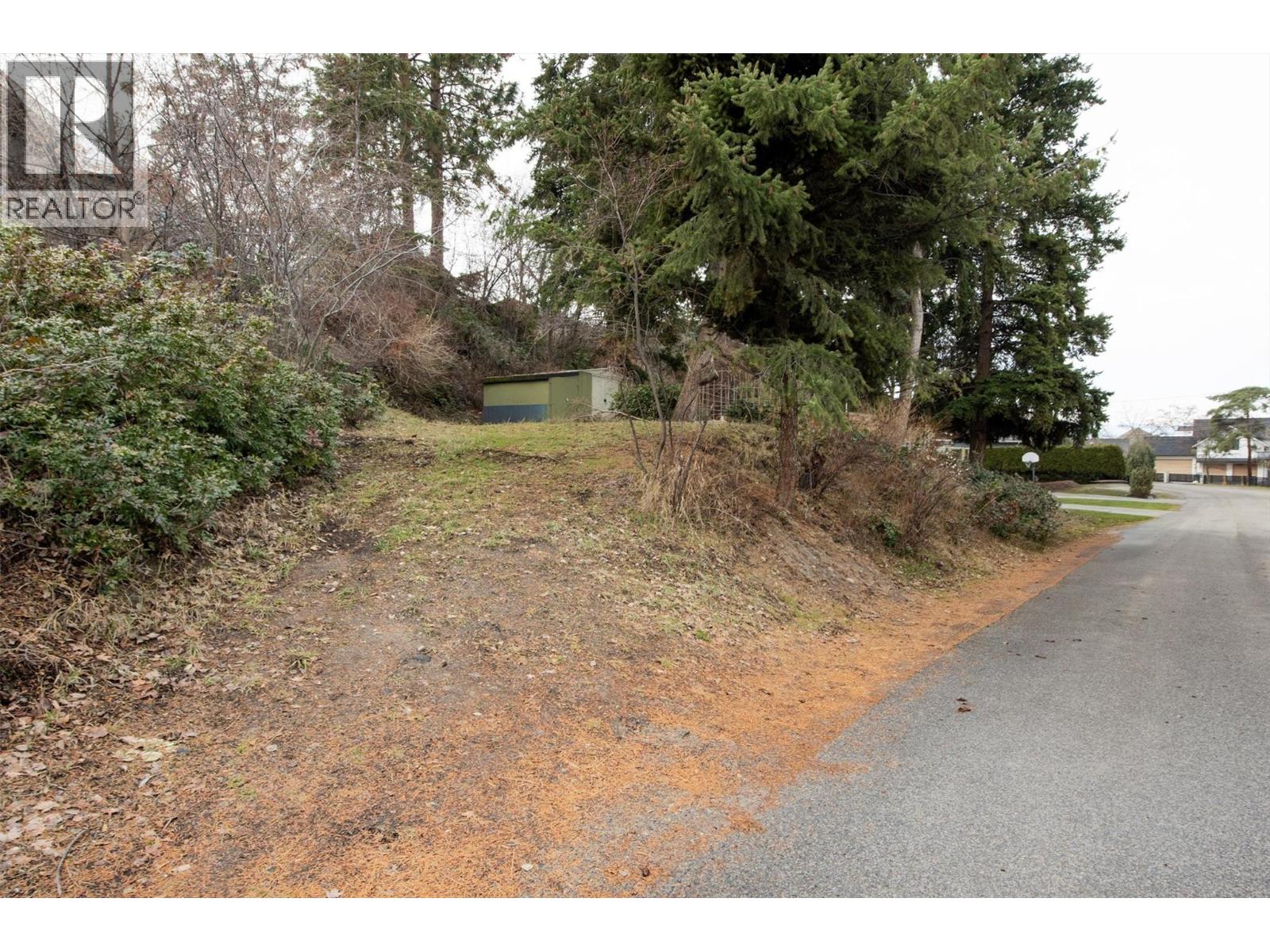  391 Braeloch Road, Kelowna