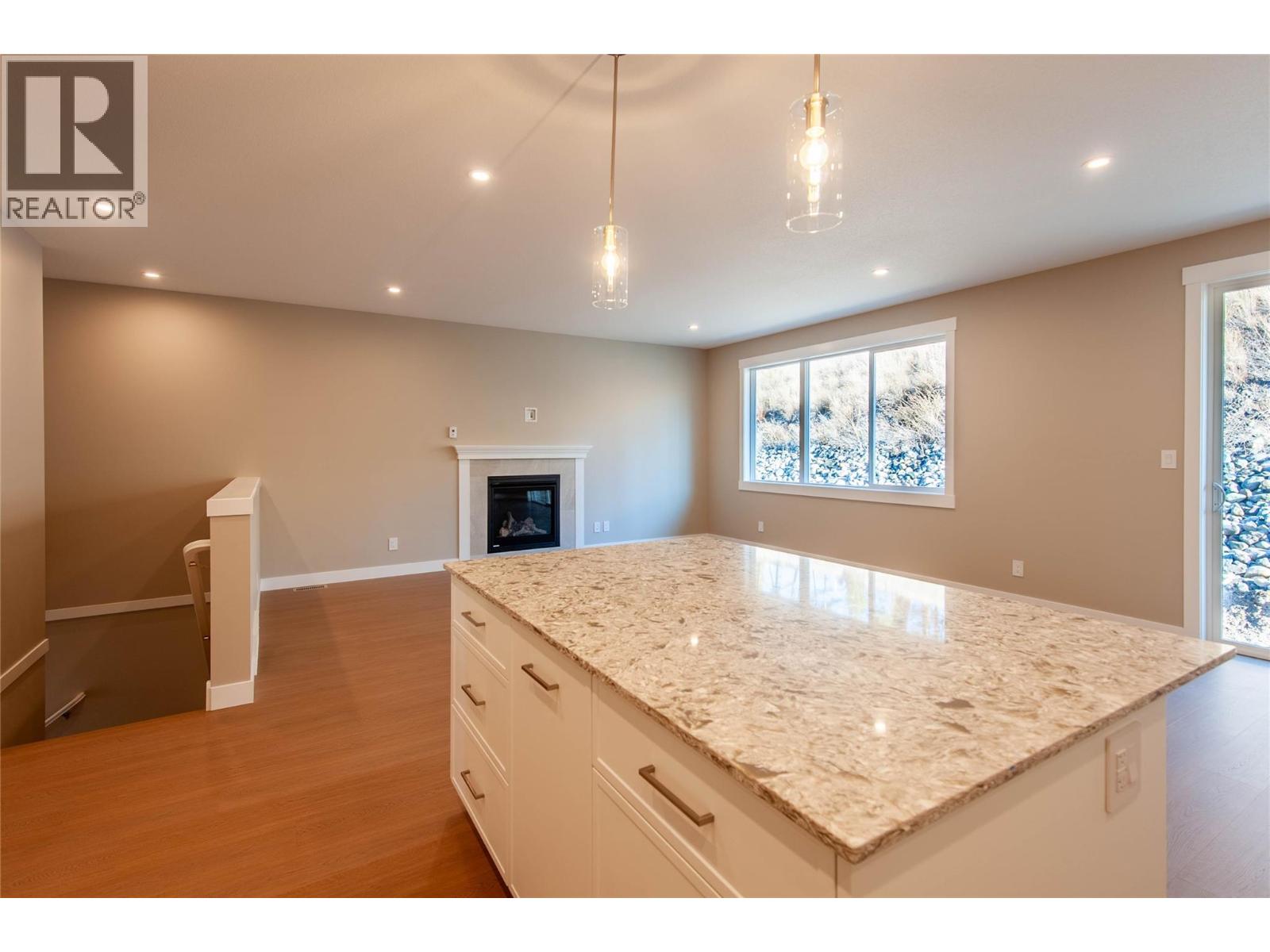 439 Poplar Drive, Logan Lake