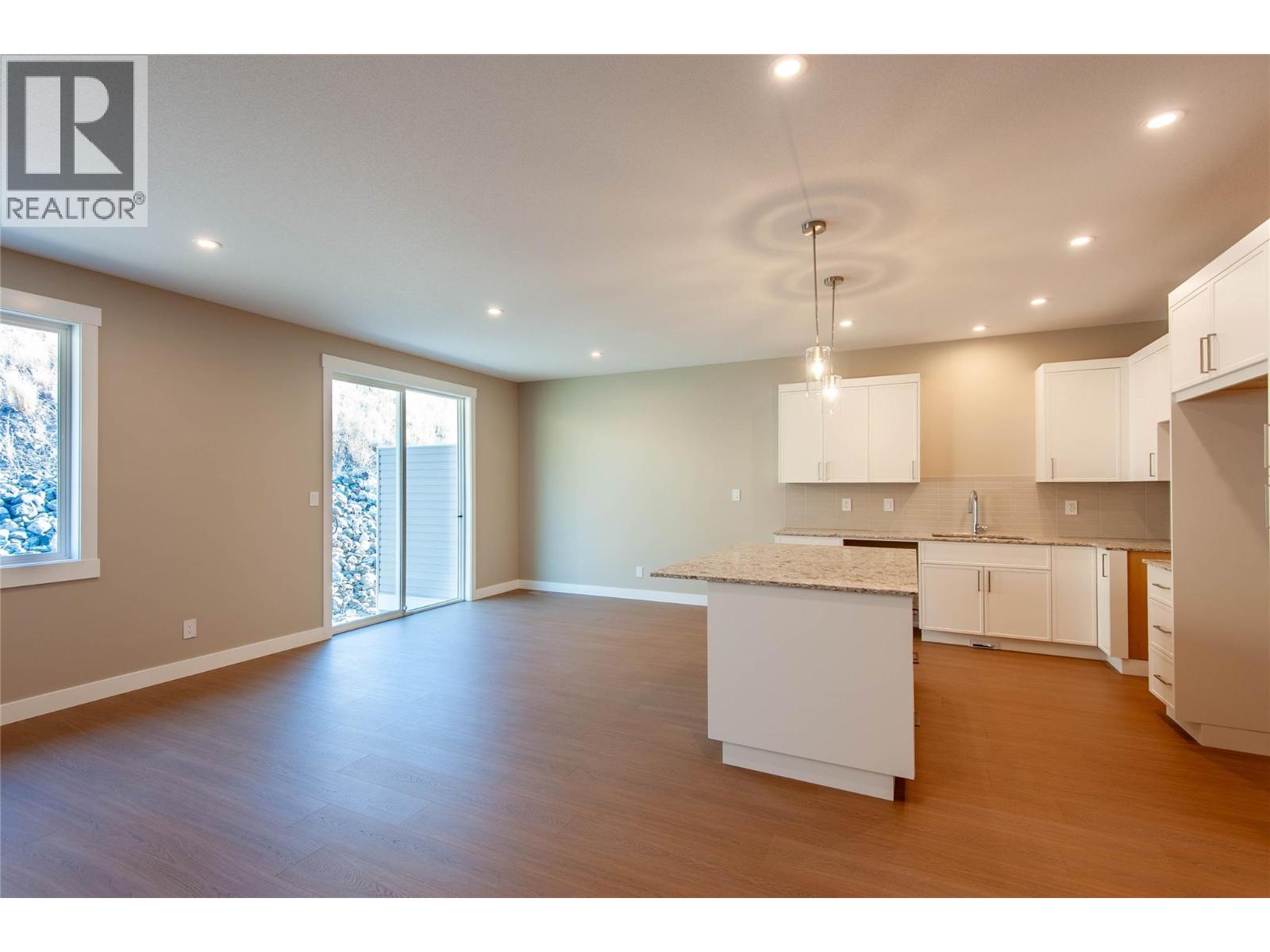 439 Poplar Drive, Logan Lake