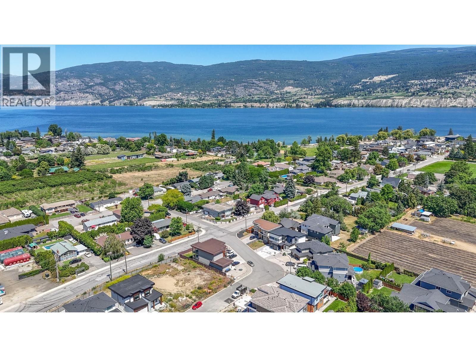 1716 Treffry Place, Summerland