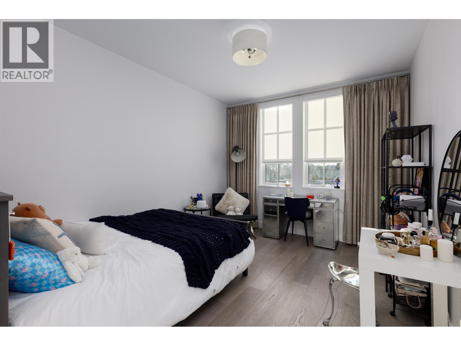 304 1009 LAURIER AVENUE, Vancouver