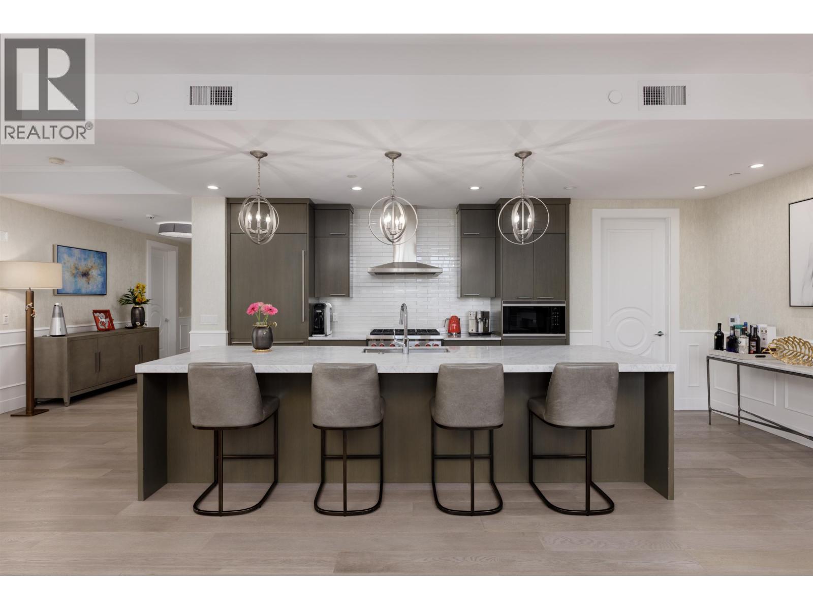 304 1009 LAURIER AVENUE, Vancouver