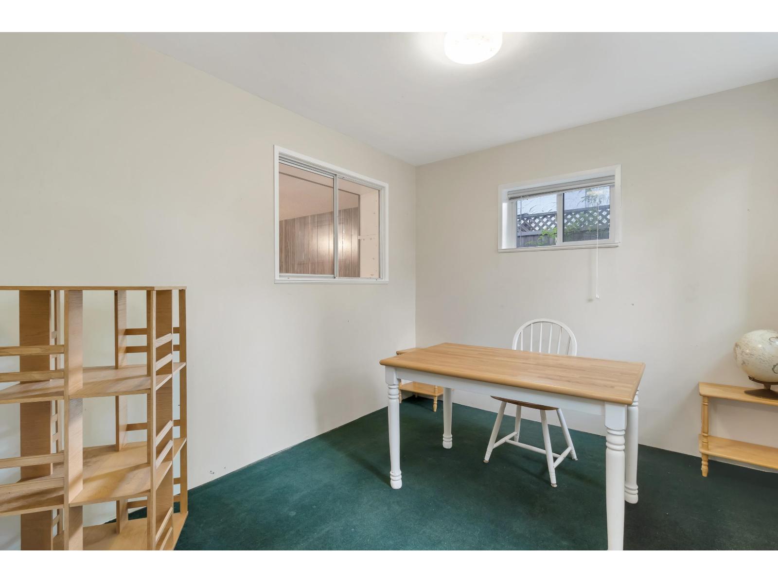 11138 84B Avenue, Delta