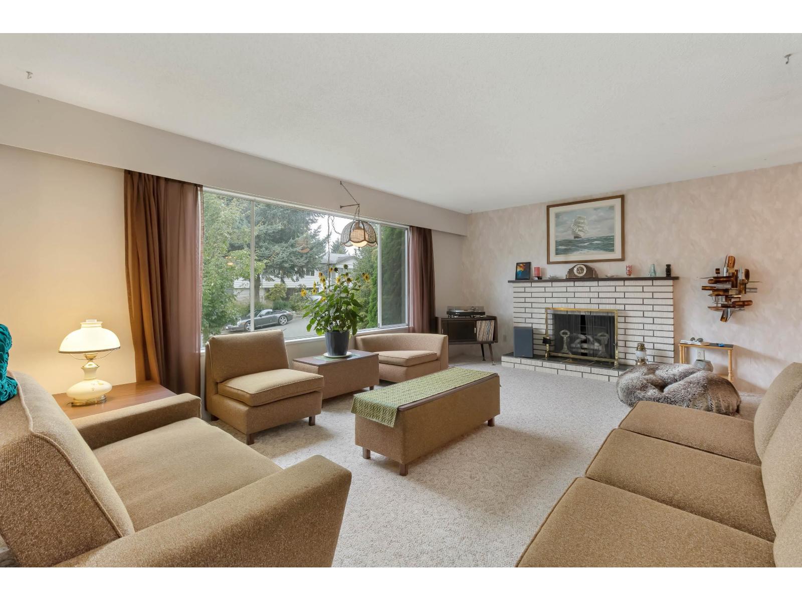 11138 84B Avenue, Delta