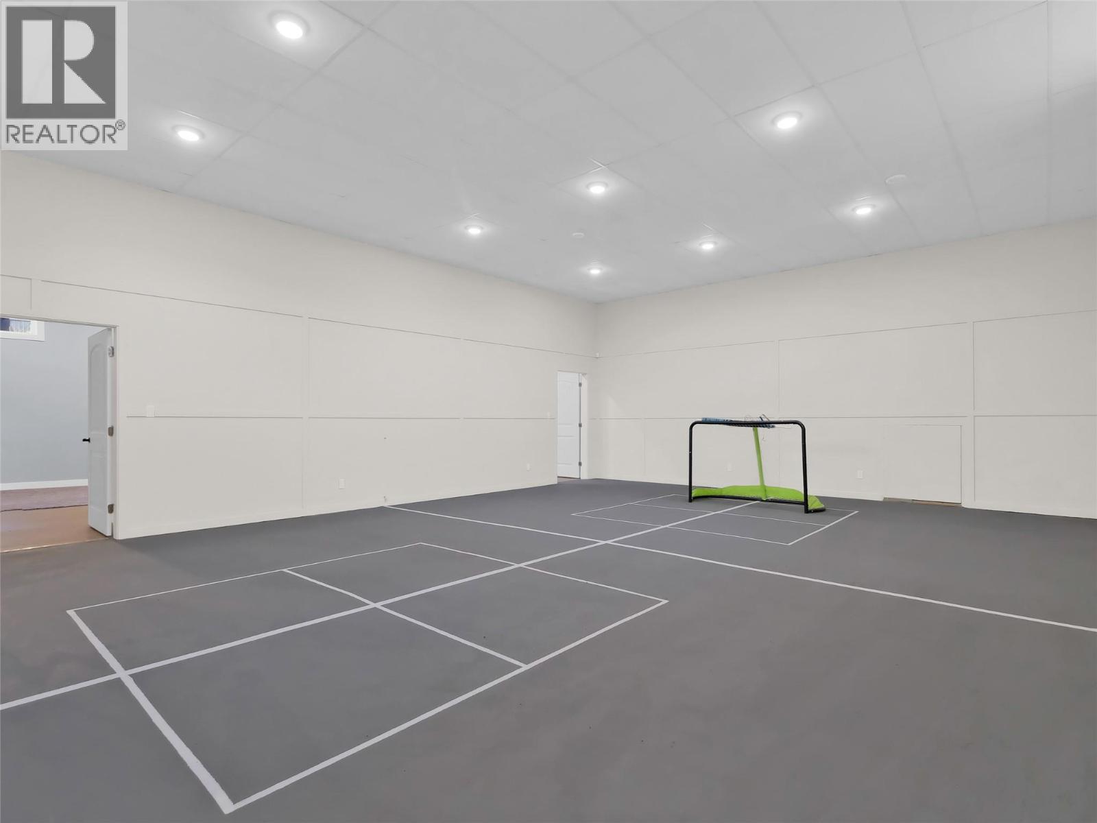 9801/9809 Gould Avenue, Summerland