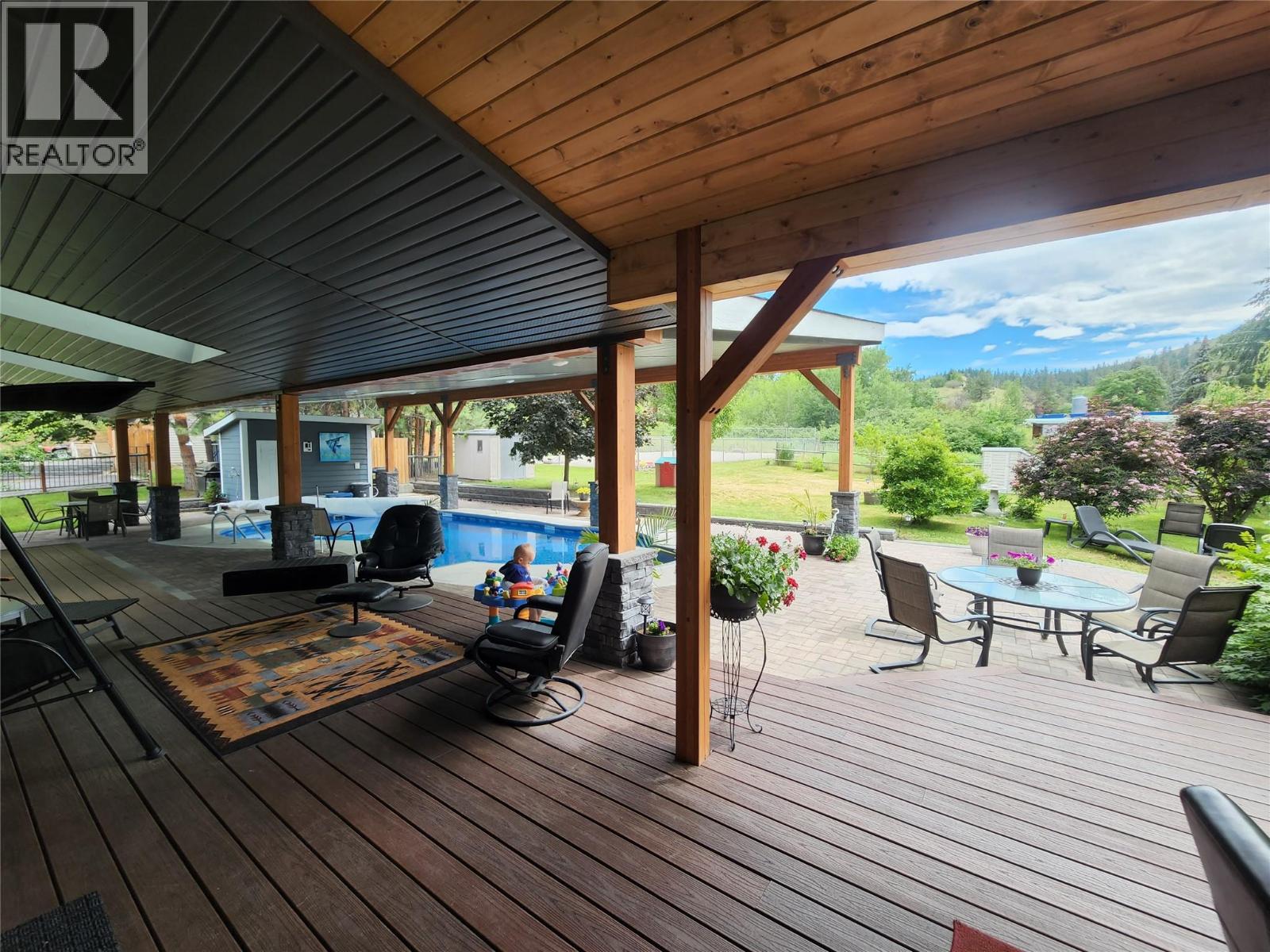 9801/9809 Gould Avenue, Summerland