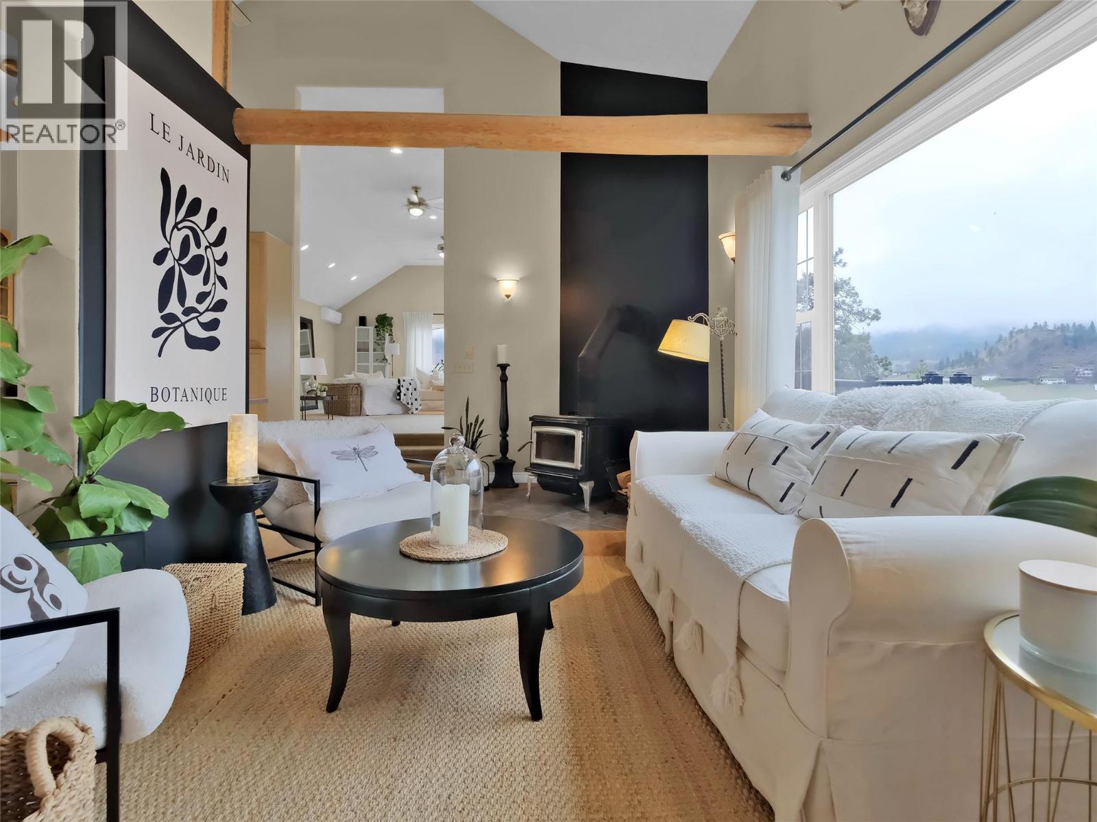 9801/9809 Gould Avenue, Summerland