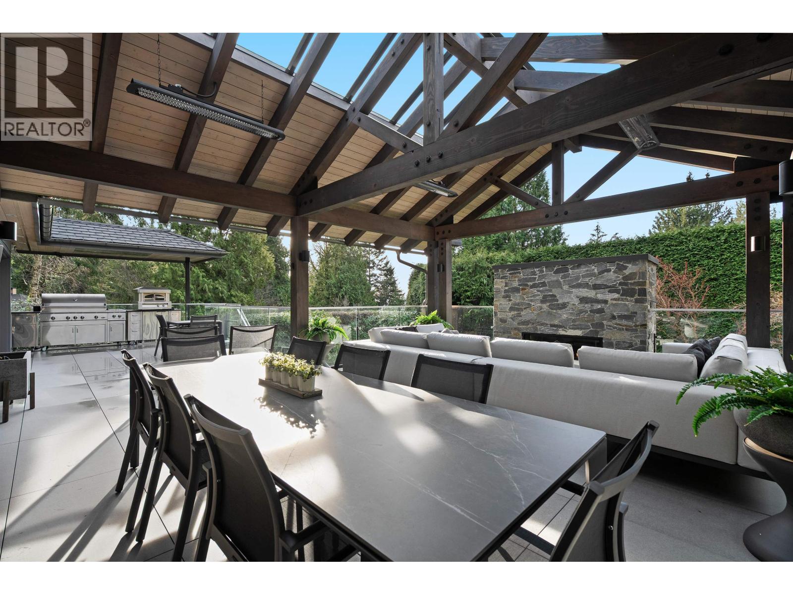 5361 BROOKSIDE AVENUE, West Vancouver