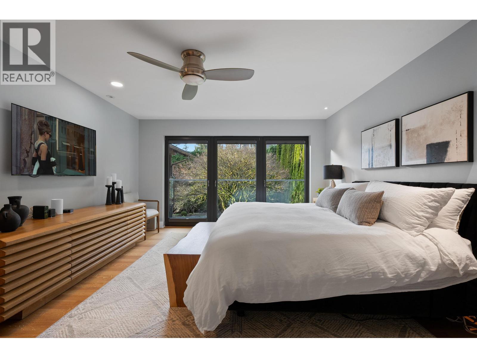 5361 BROOKSIDE AVENUE, West Vancouver