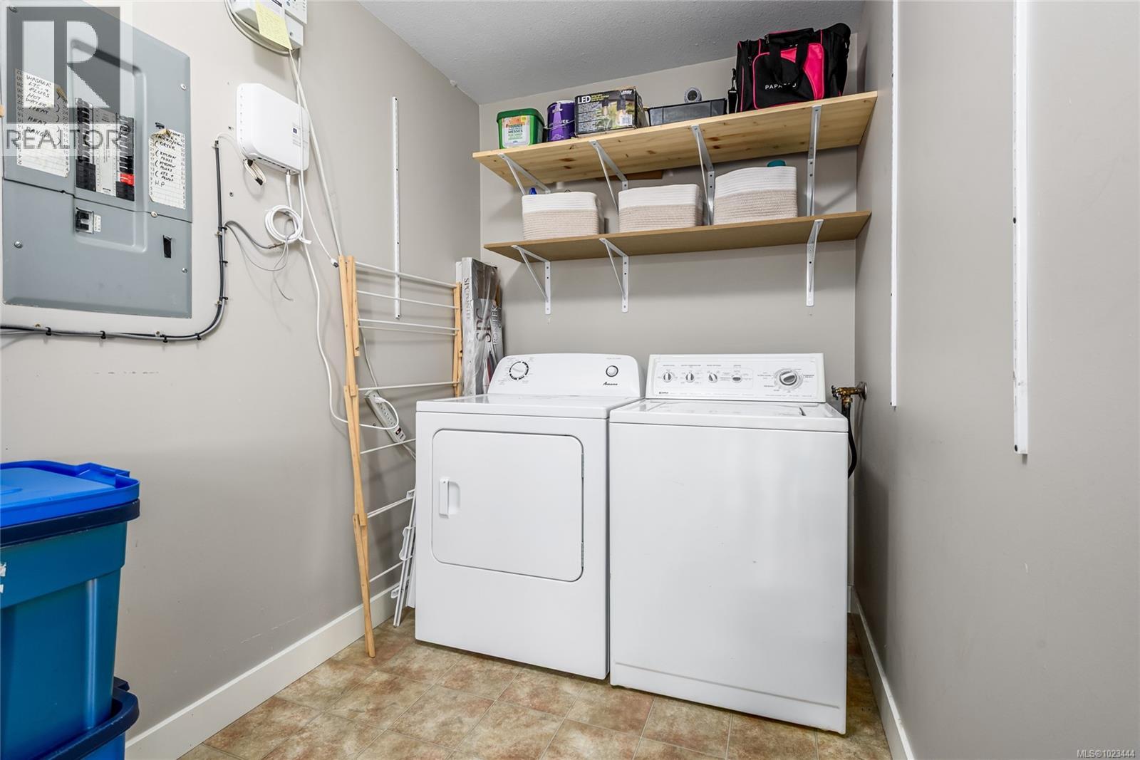 304 4685 Alderwood Pl, Courtenay