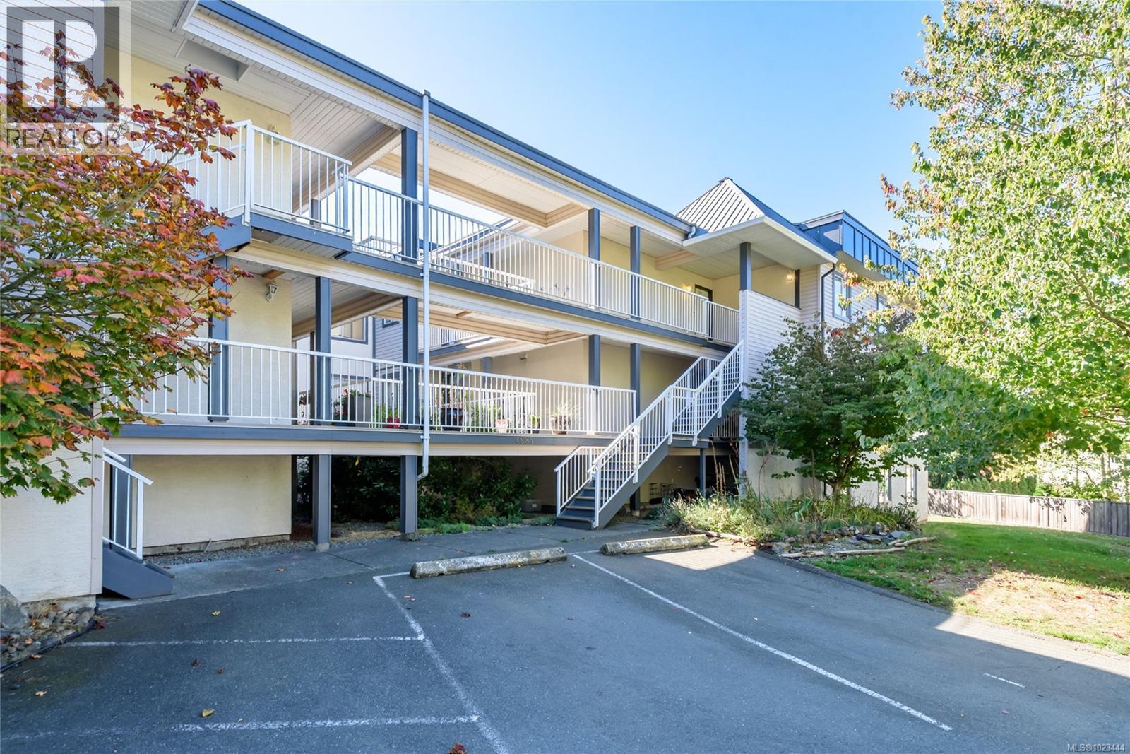 304 4685 Alderwood Pl, Courtenay