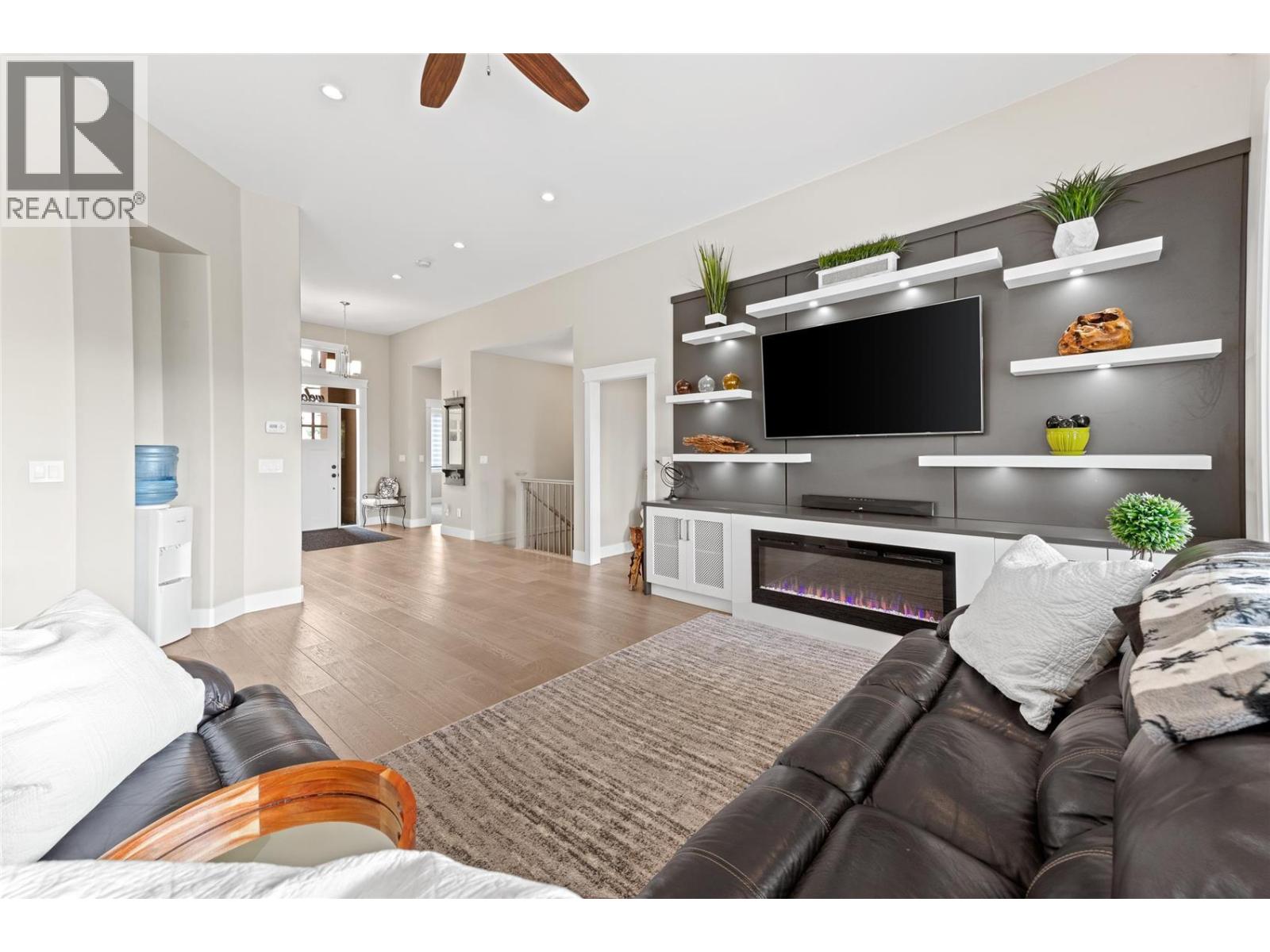  1064 Aurora Heights, West Kelowna