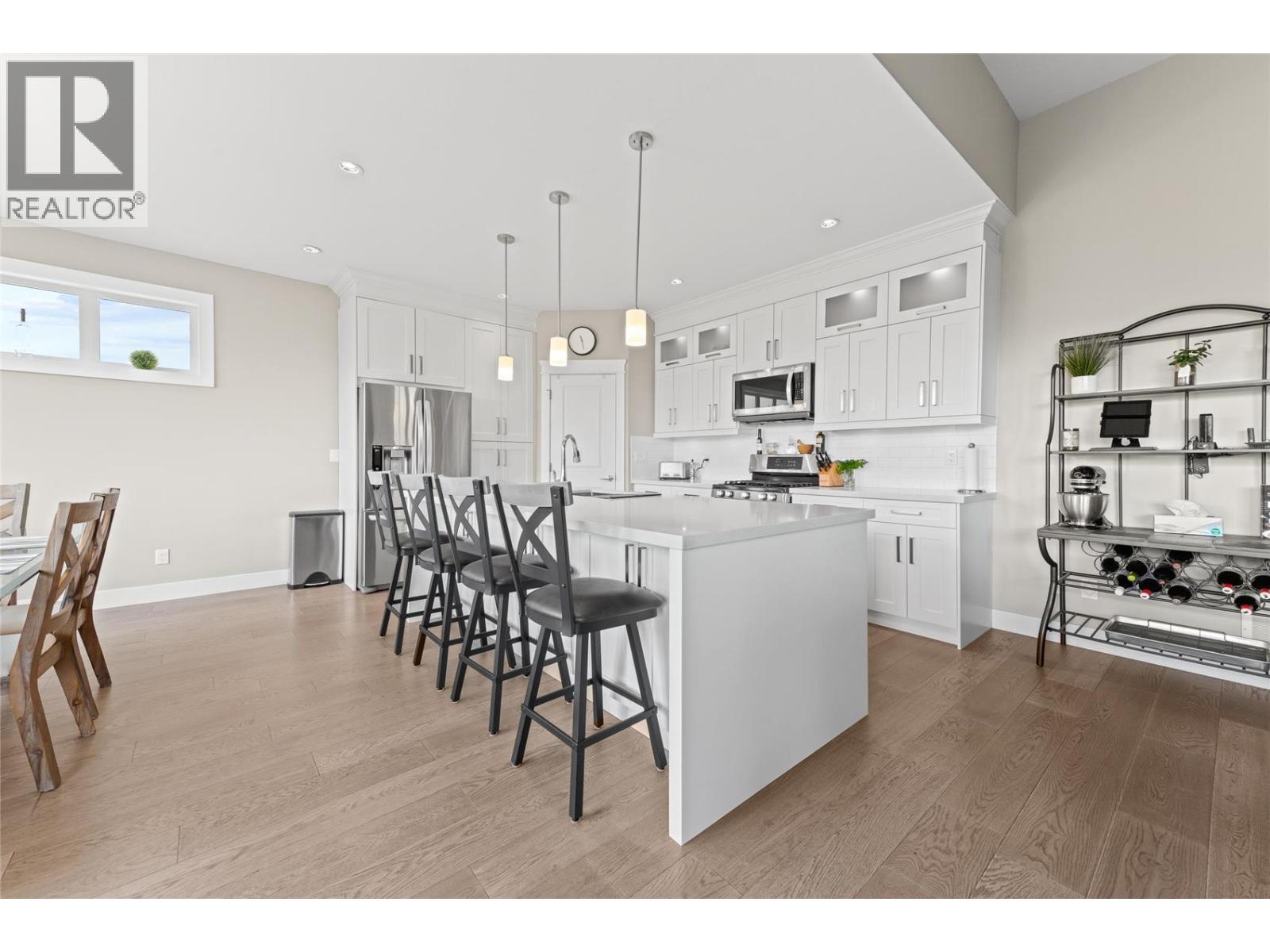  1064 Aurora Heights, West Kelowna