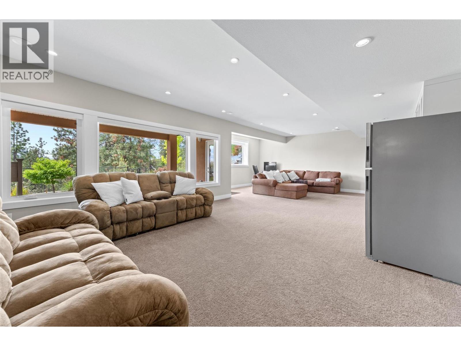  1064 Aurora Heights, West Kelowna