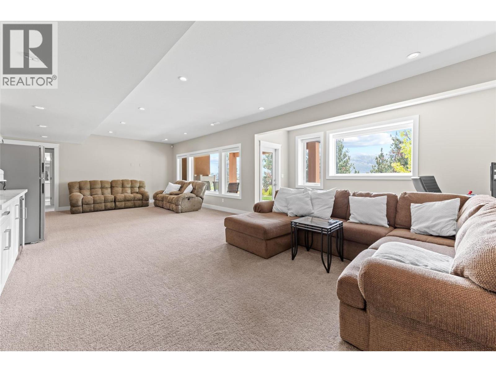  1064 Aurora Heights, West Kelowna