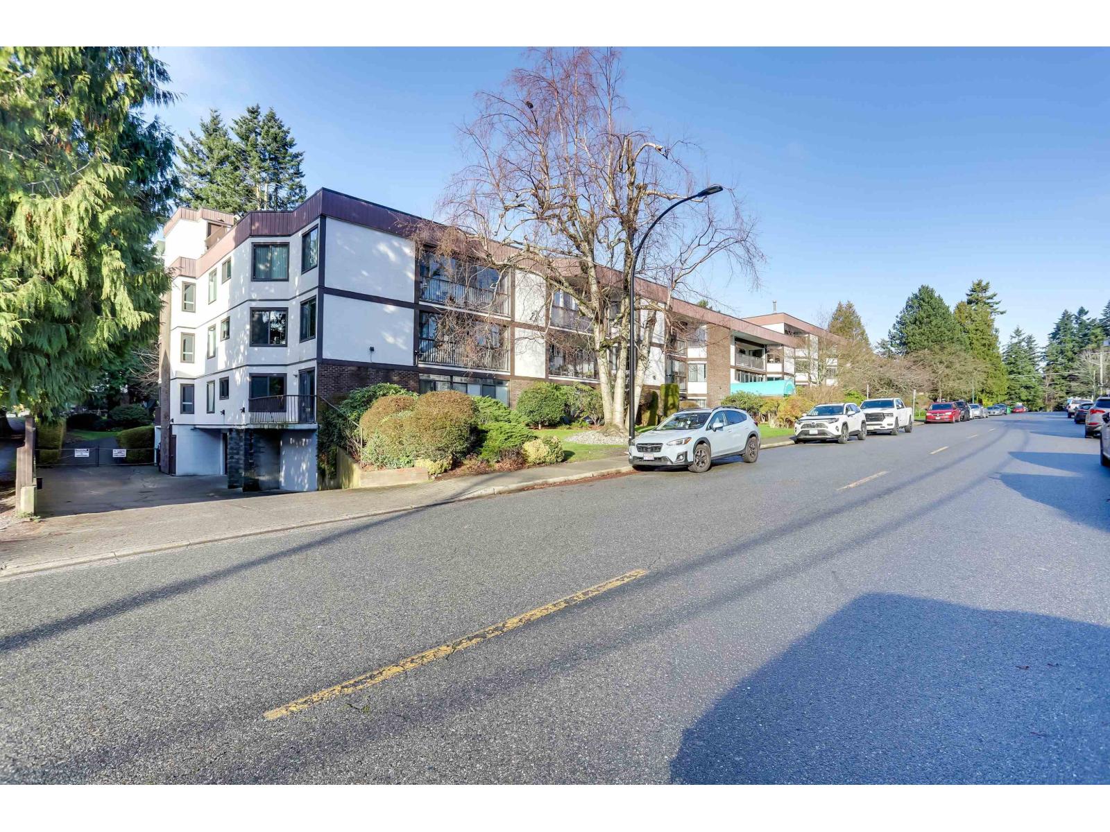 208 1521 BLACKWOOD STREET, White Rock