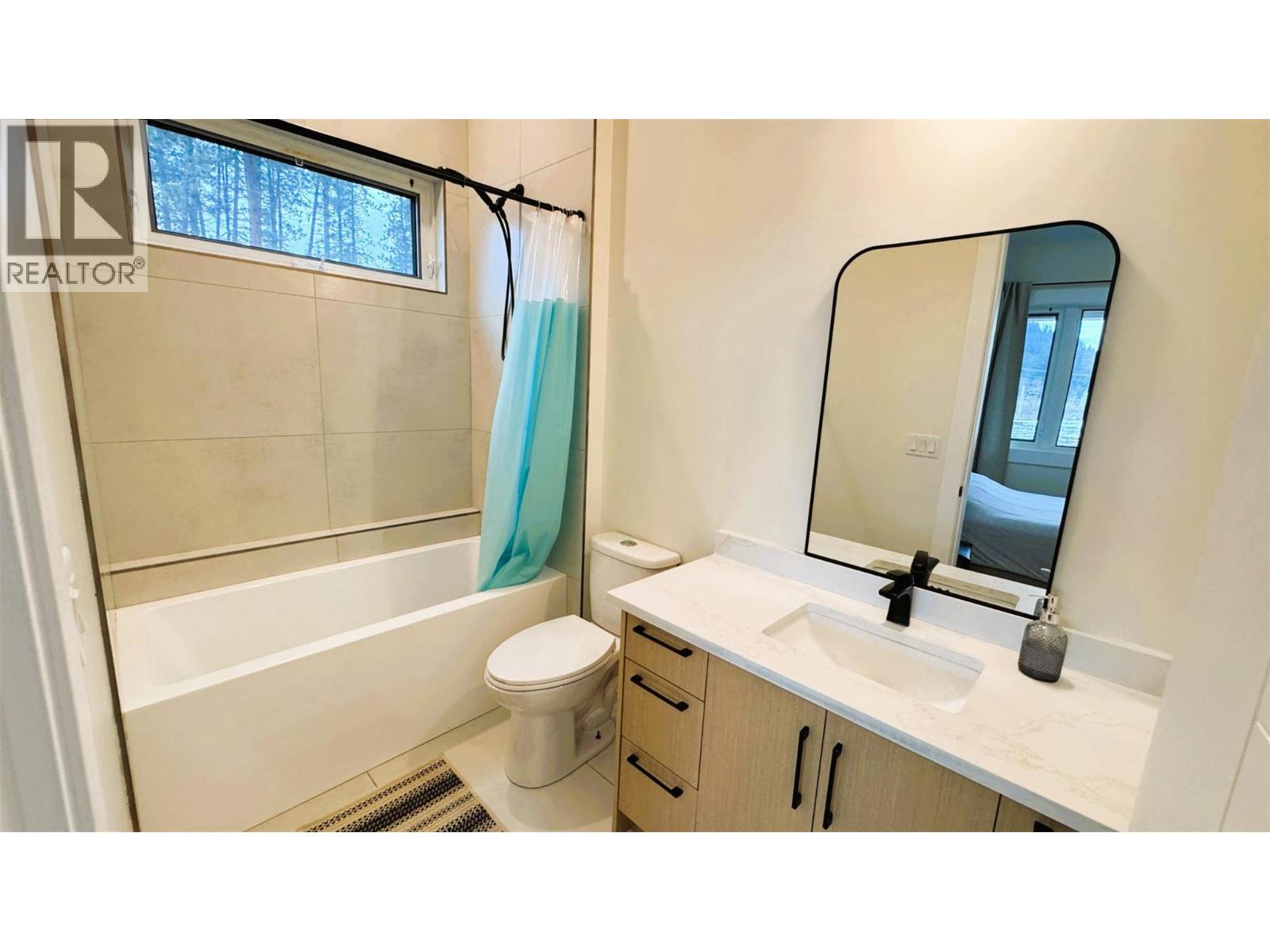 8077 Donaldson Drive - 39