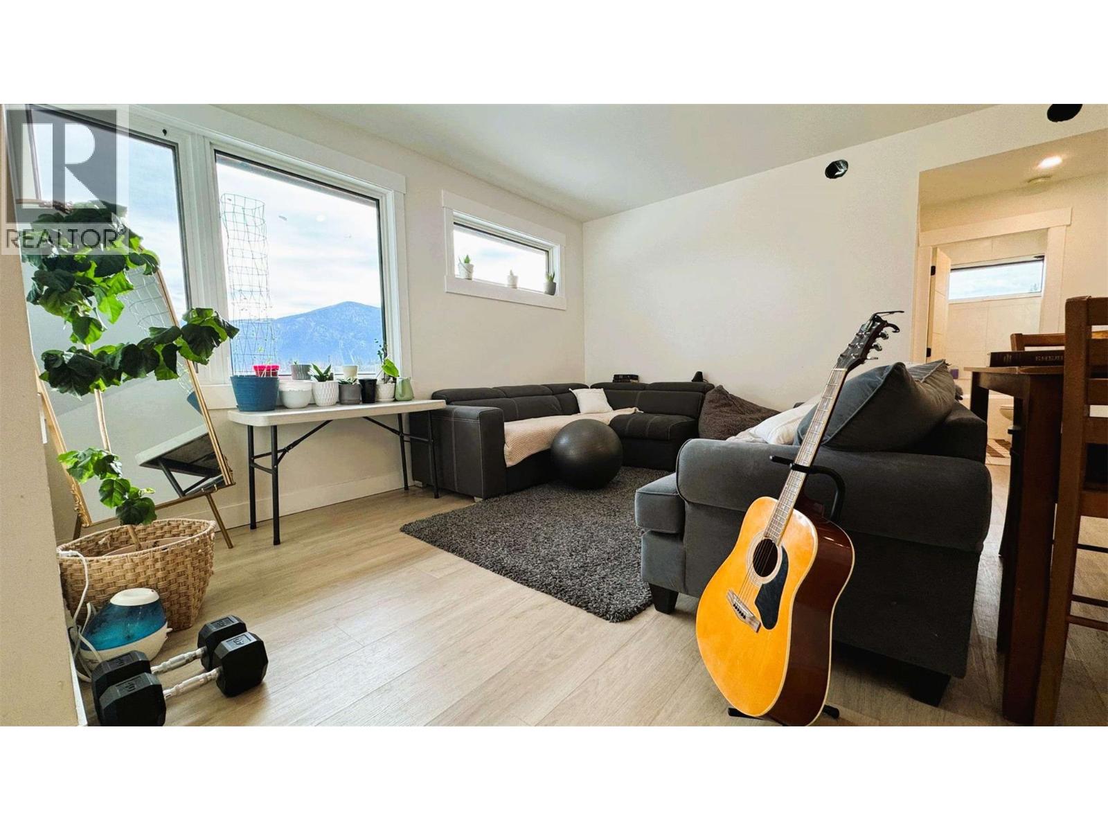 8077 DONALDSON DRIVE - 43