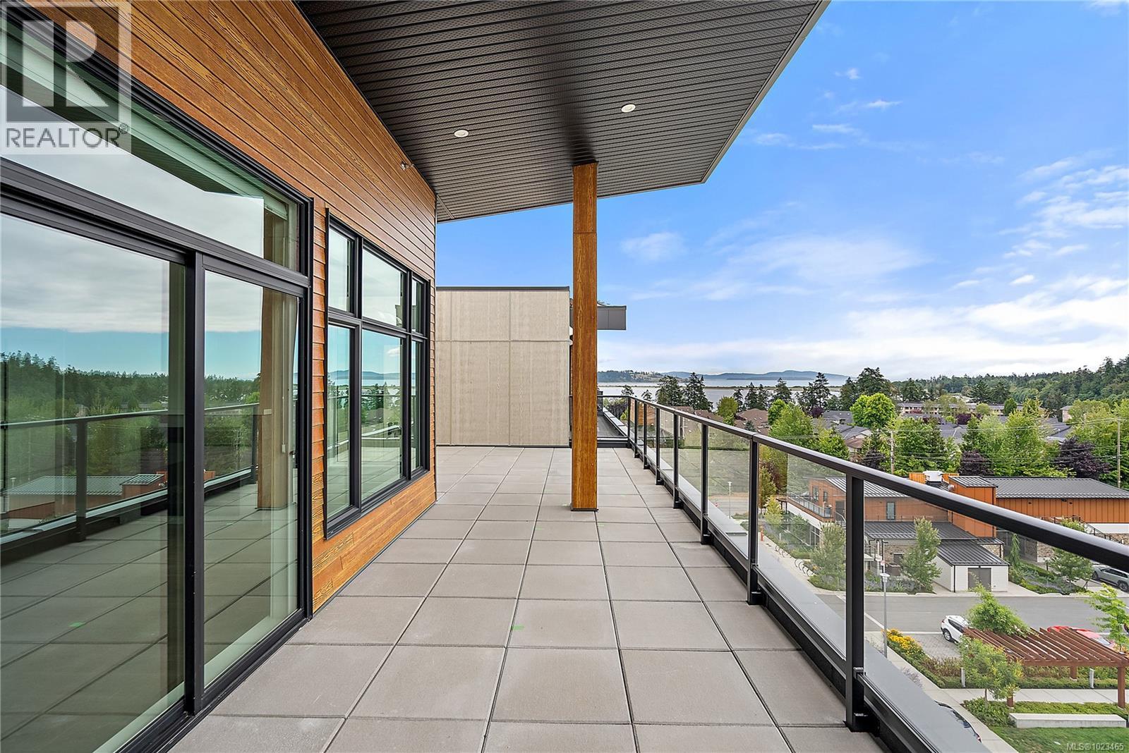 208 2520 Hackett Crescent, Central Saanich