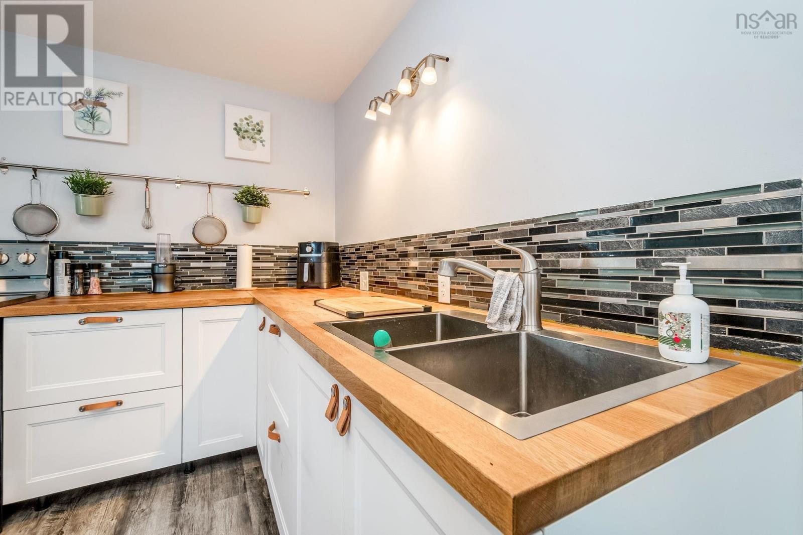 Property 24 of 44 of 224 Salmon River Road