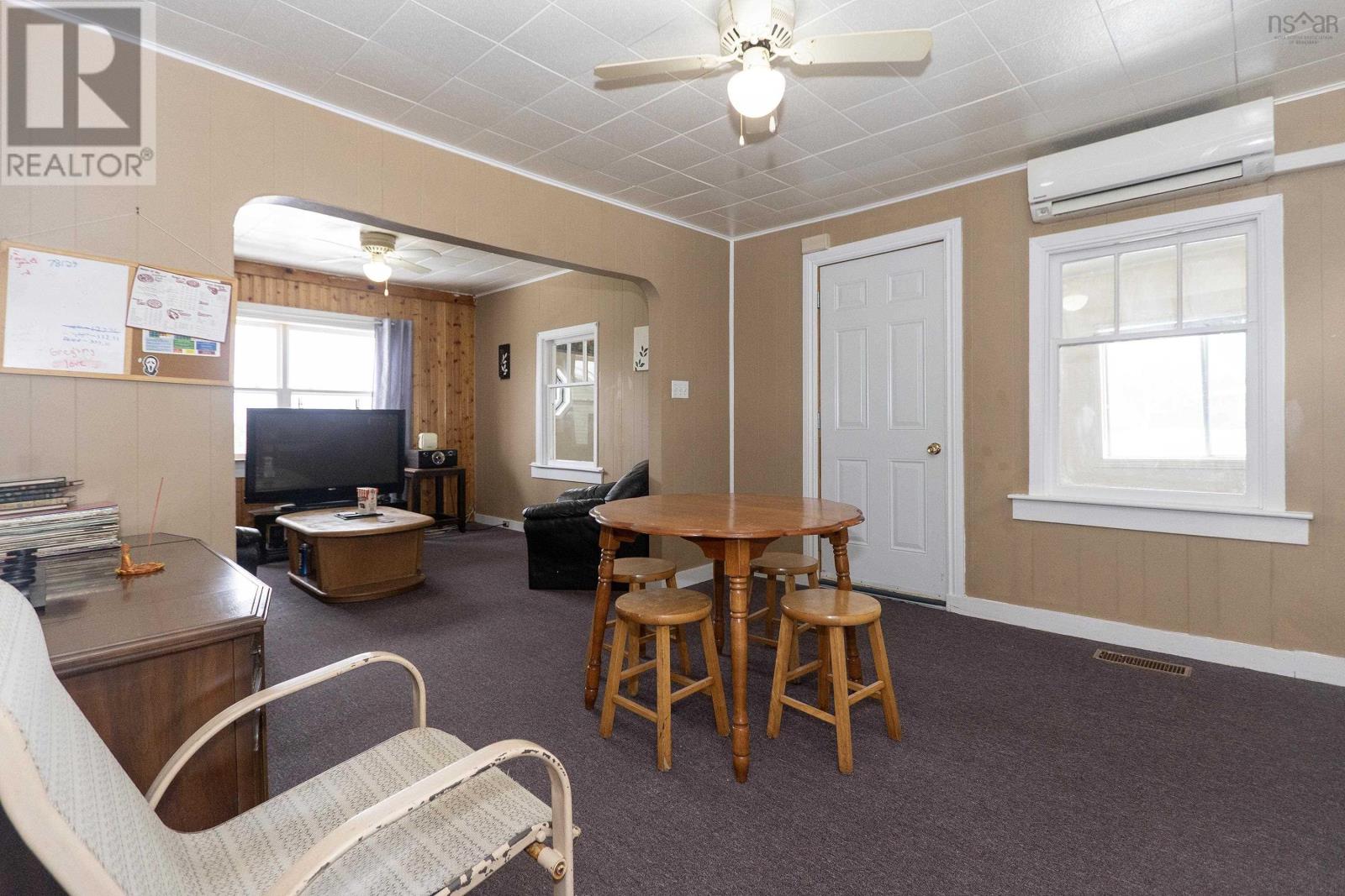 Property 21 of 39 of 55 Croft Street