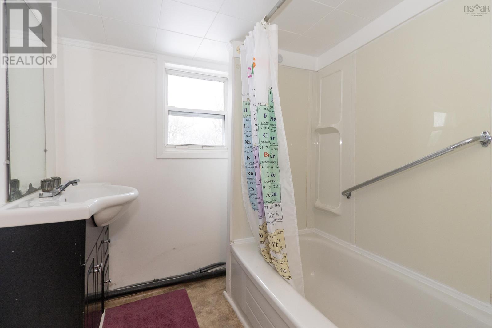 Property 34 of 39 of 55 Croft Street