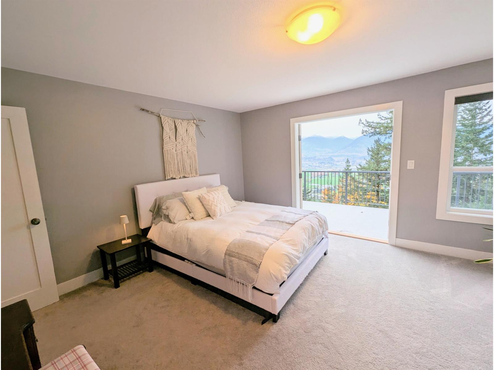 43350 HILLKEEP PLACE, Chilliwack Mountain, Chilliwack