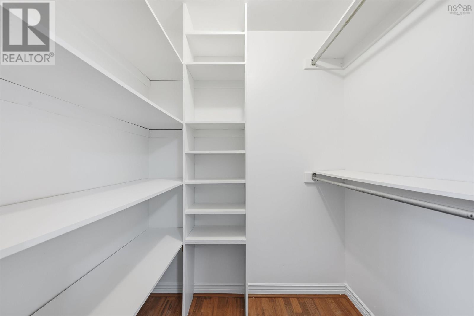 Property 29 of 40 of 46 Attenborough Court