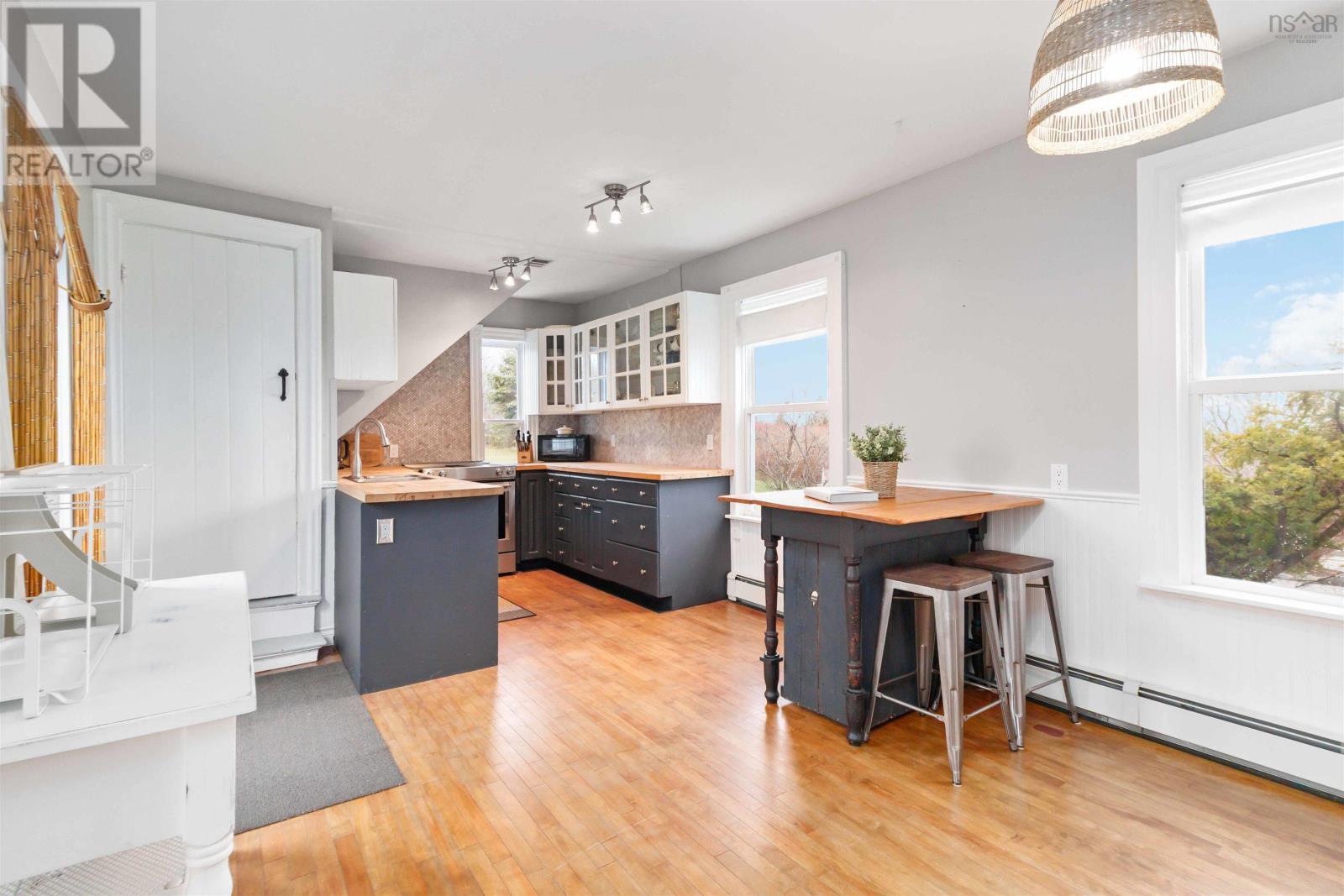 Property 7 of 50 of 34 Lighthouse Road