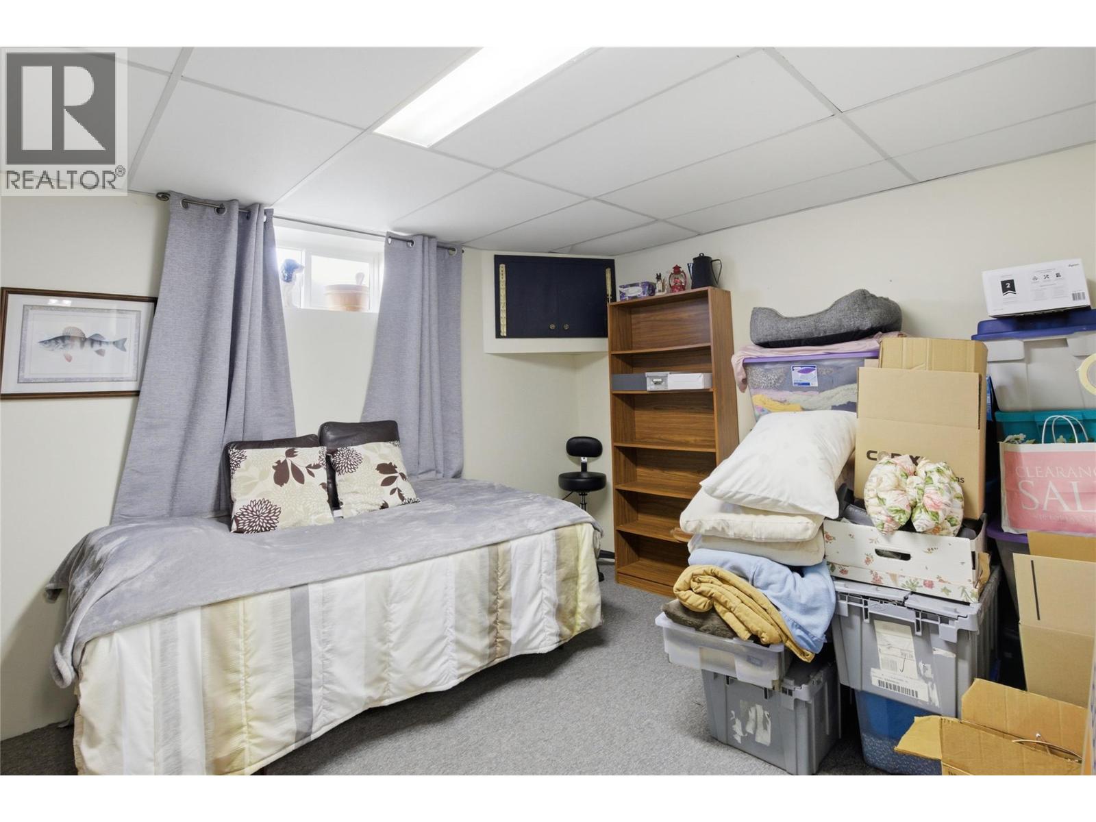 7 GARNET Avenue, Logan Lake