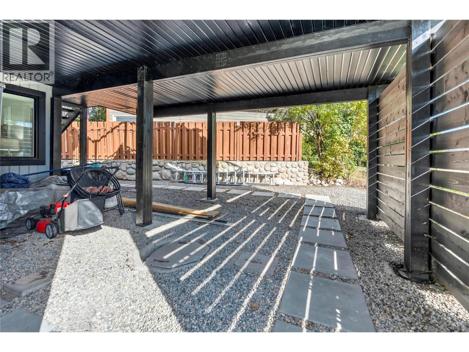  3904 Dryden Road, Peachland