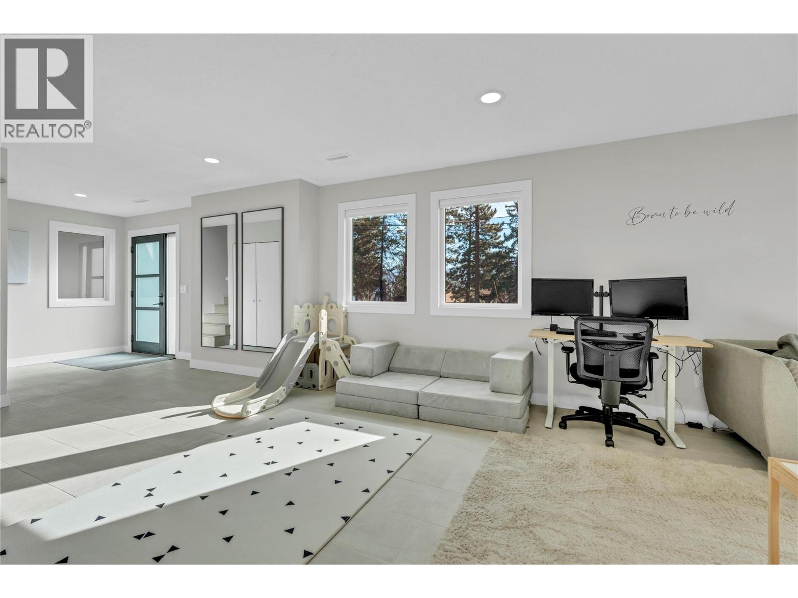  3904 Dryden Road, Peachland