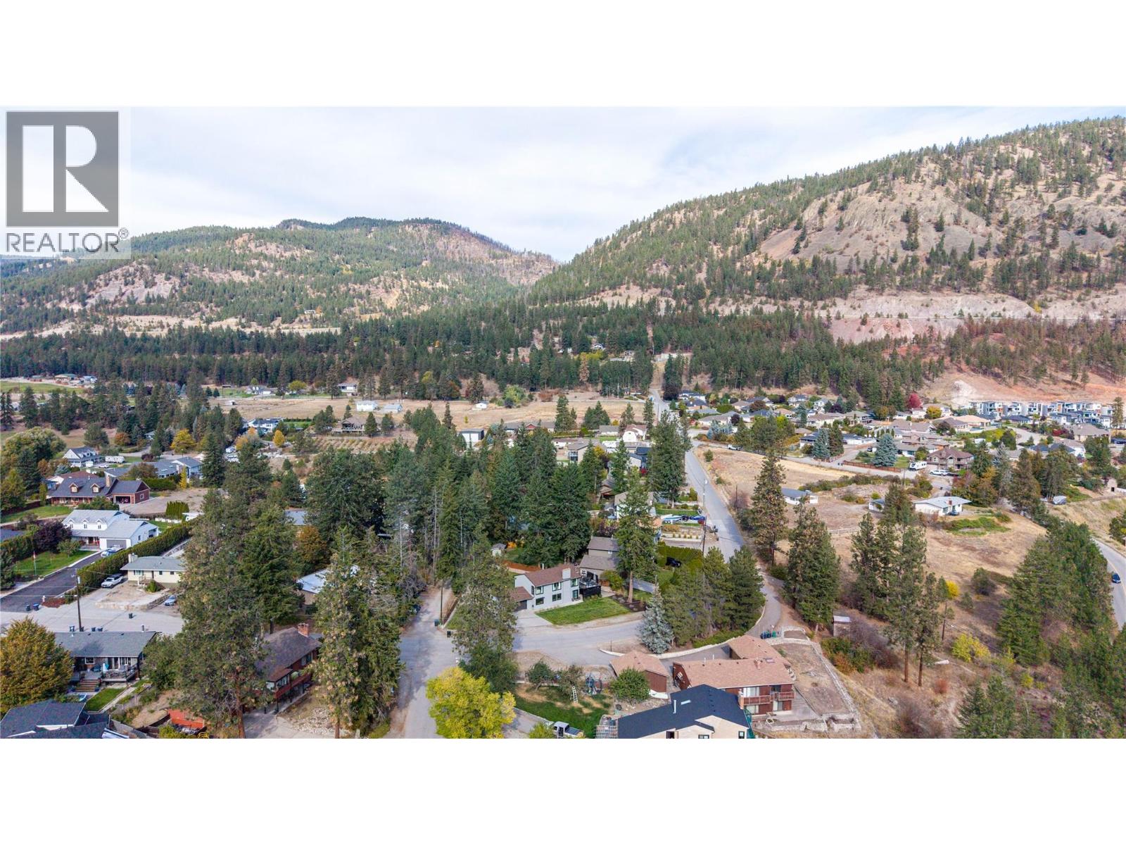  3904 Dryden Road, Peachland
