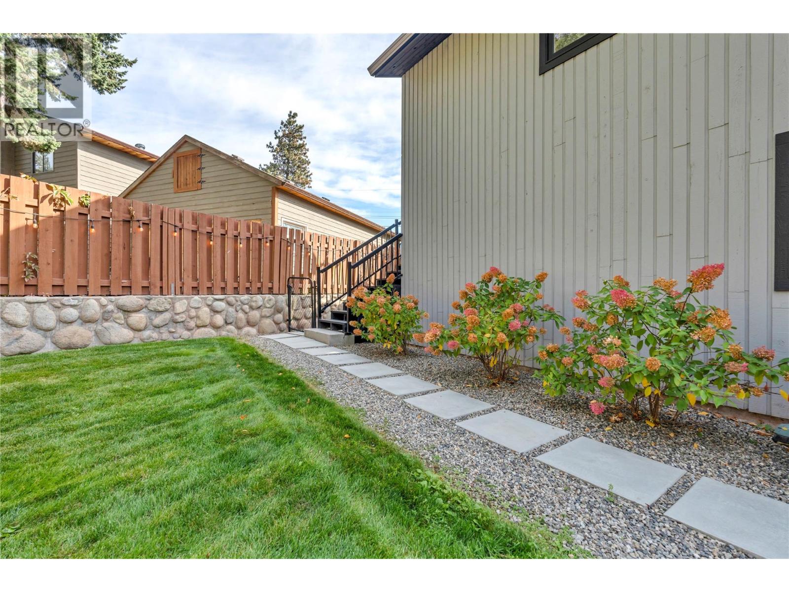  3904 Dryden Road, Peachland