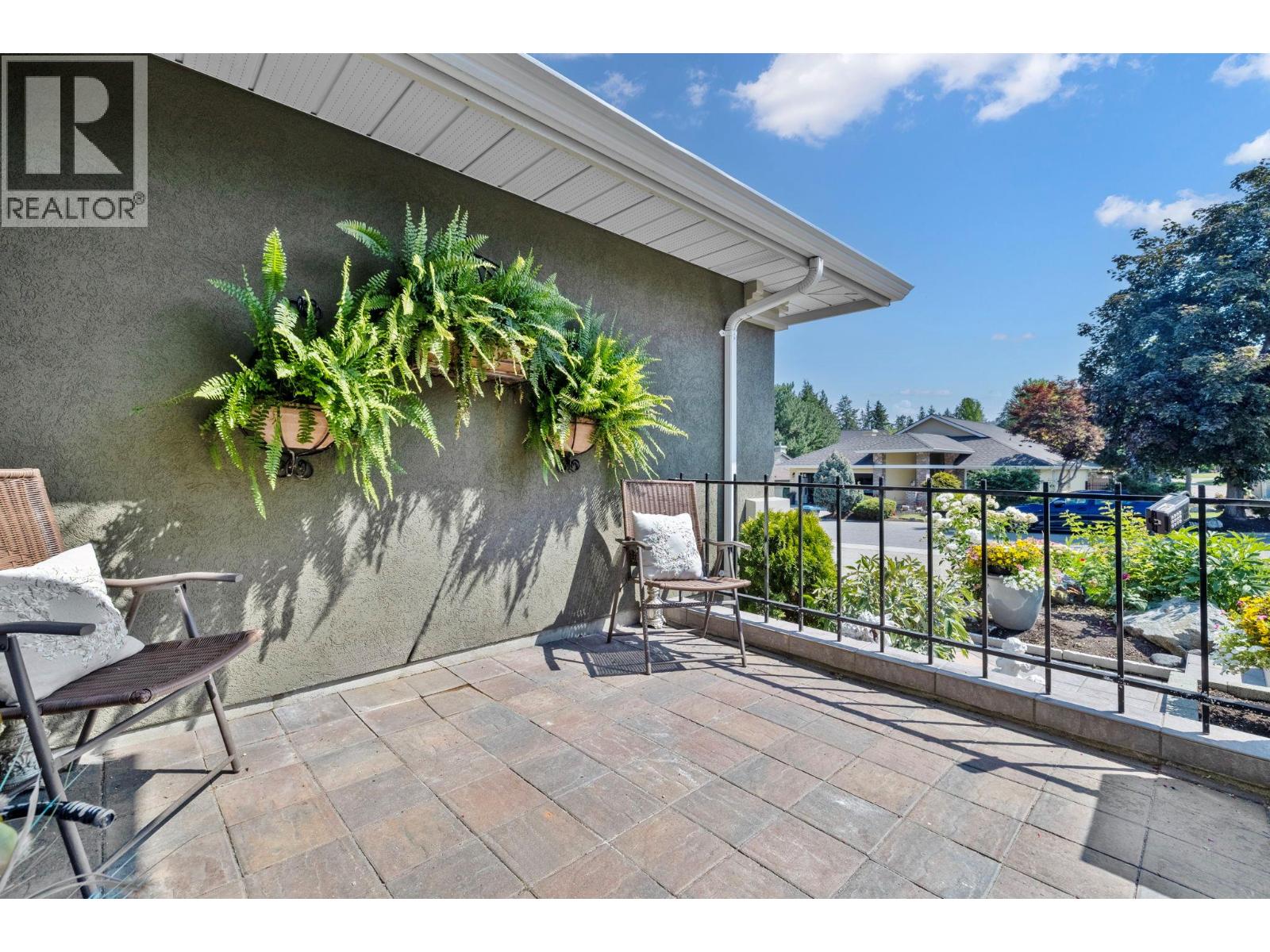  3945 Gallaghers Circle, Kelowna