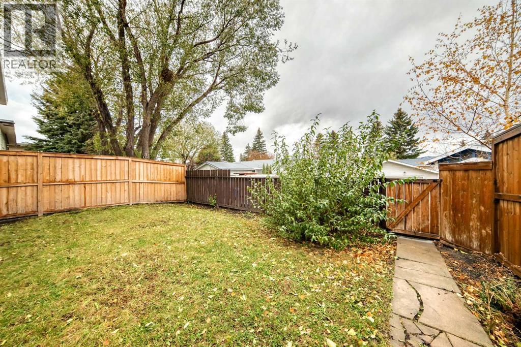Single Family House 4 Level for Sale in   Street NW Dalhousie Calgary 
