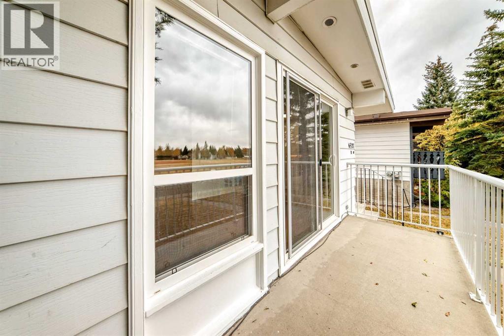 Single Family House 4 Level for Sale in   Street NW Dalhousie Calgary 