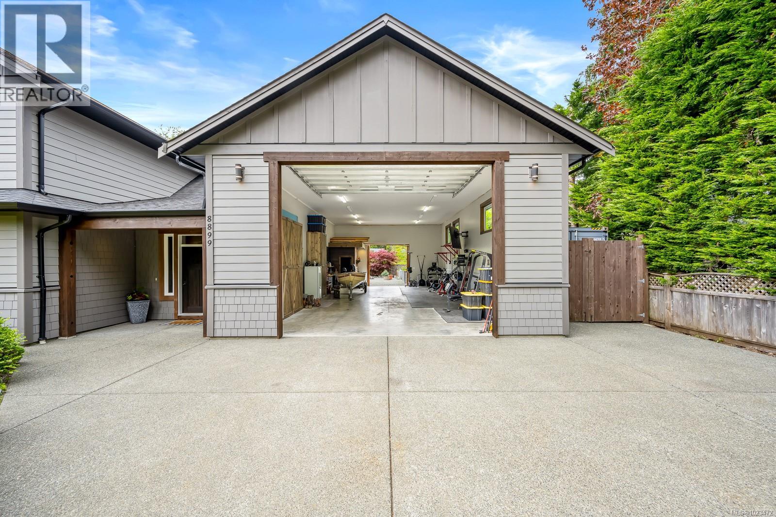 8899 HENDERSON Ave, Black Creek