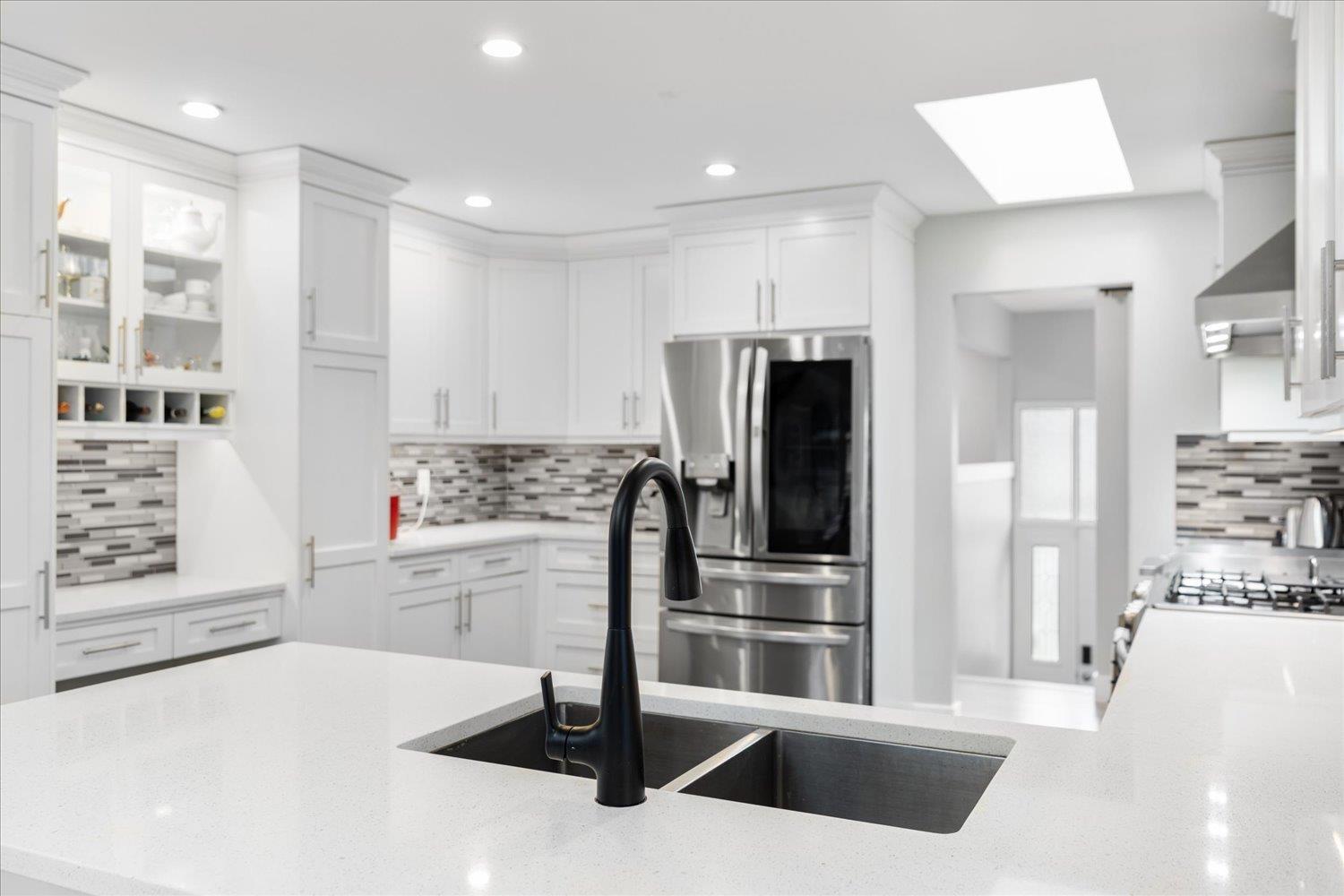 11409 75A Avenue, Delta