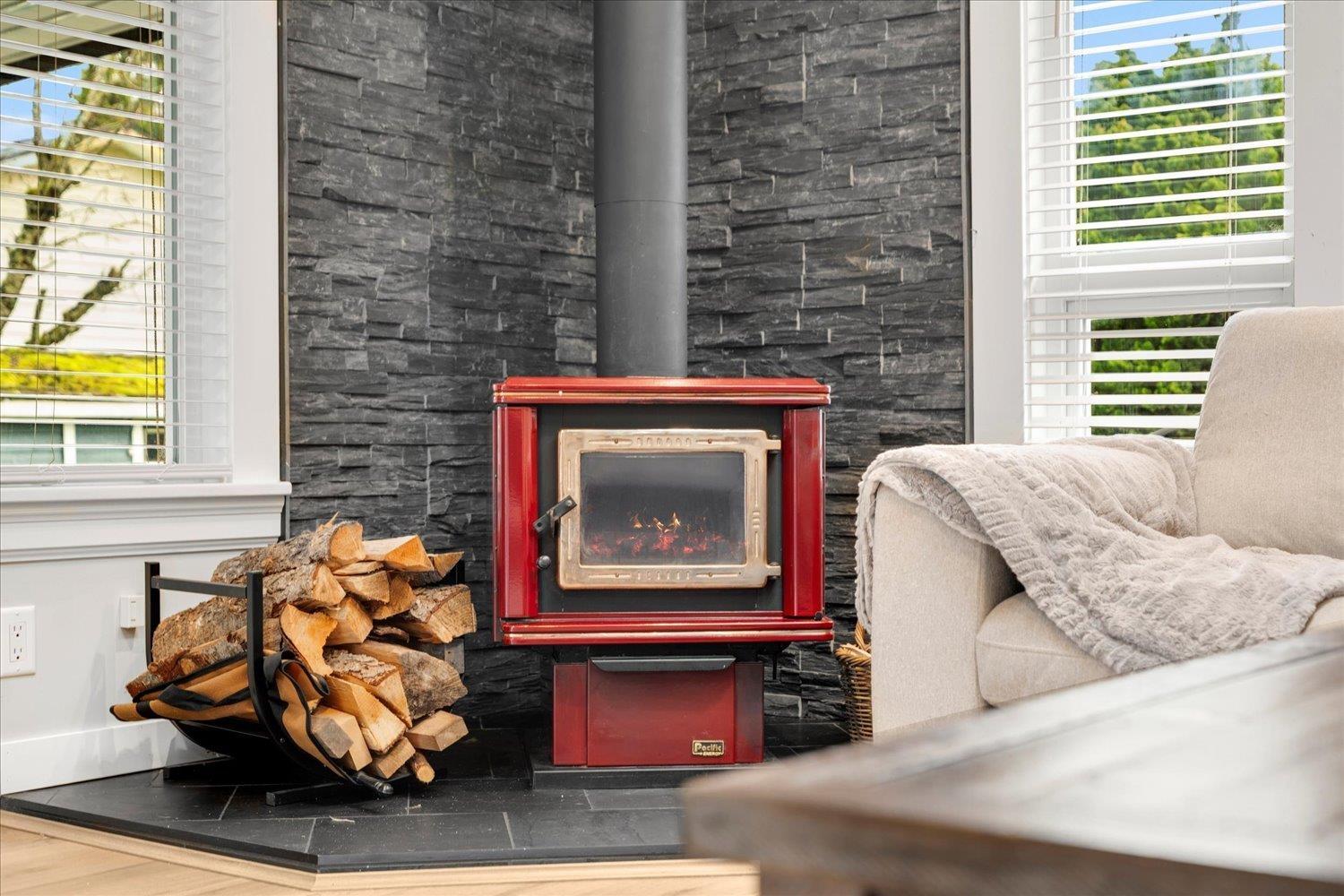 11409 75A Avenue, Delta