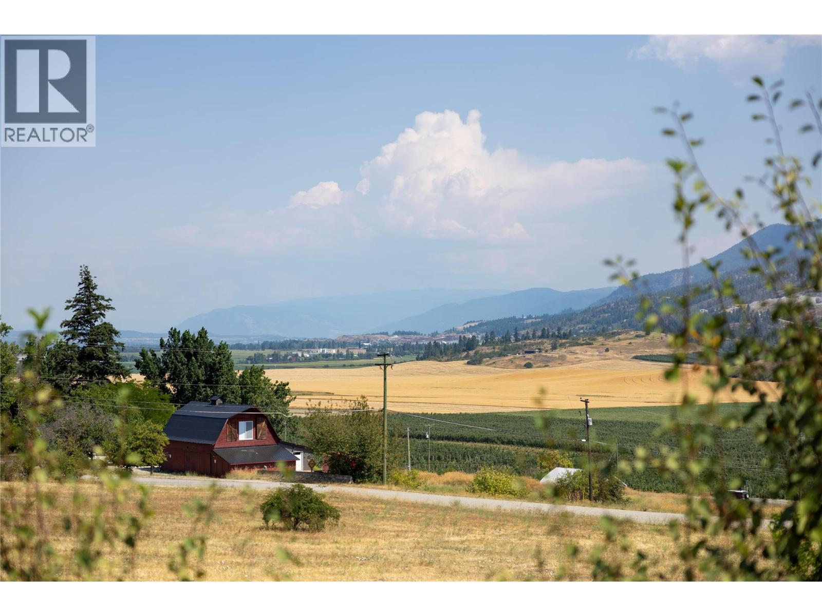  230 Mendenhall Road, Spallumcheen