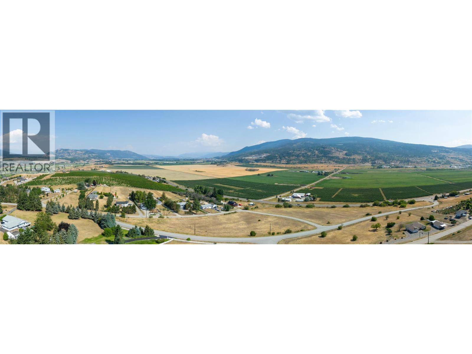  230 Mendenhall Road, Spallumcheen